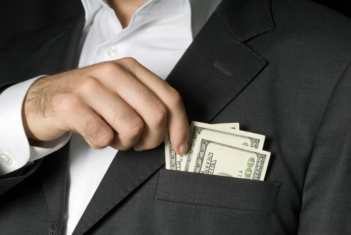 money-tip-generic-GettyImages-117469625