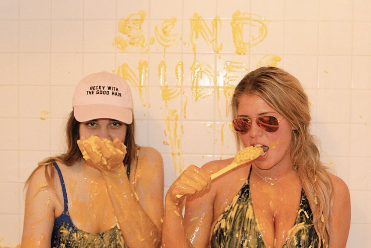 Mac Girls 1