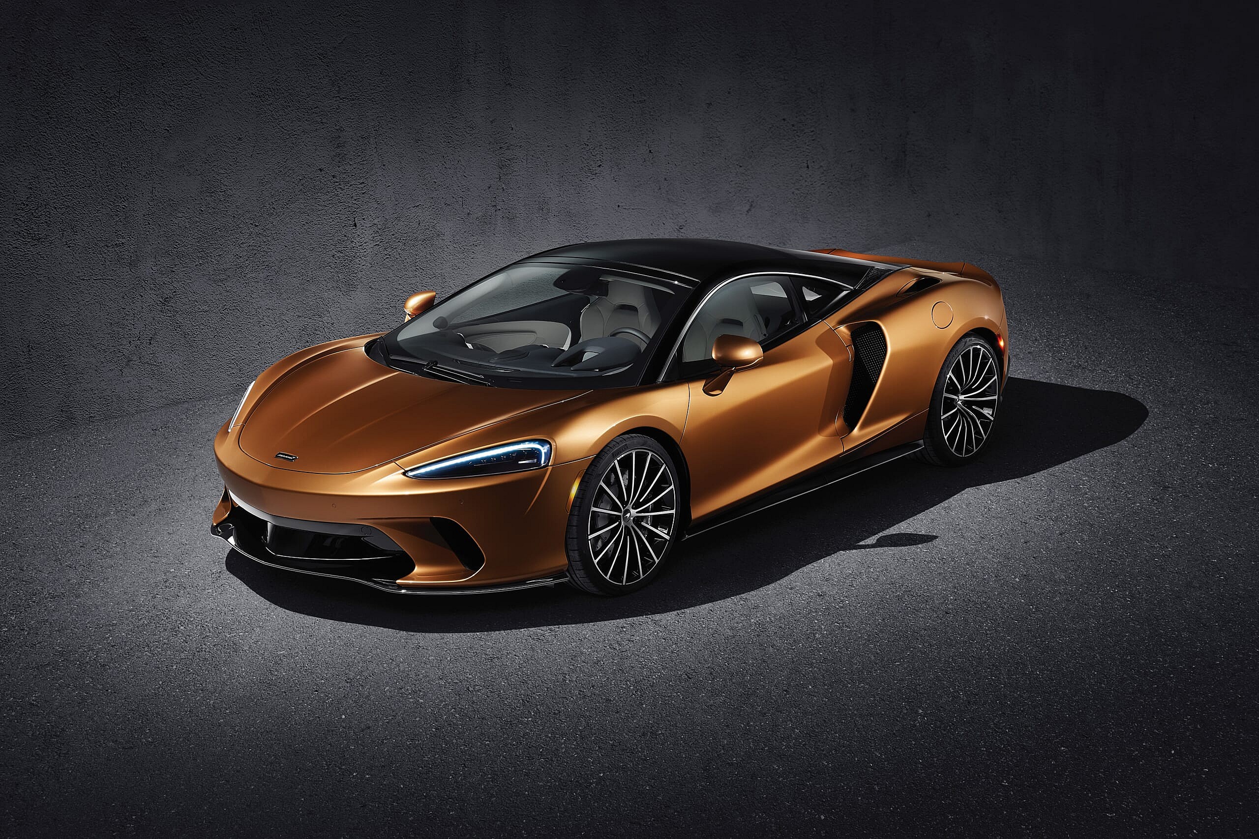 McLaren GT  (1)