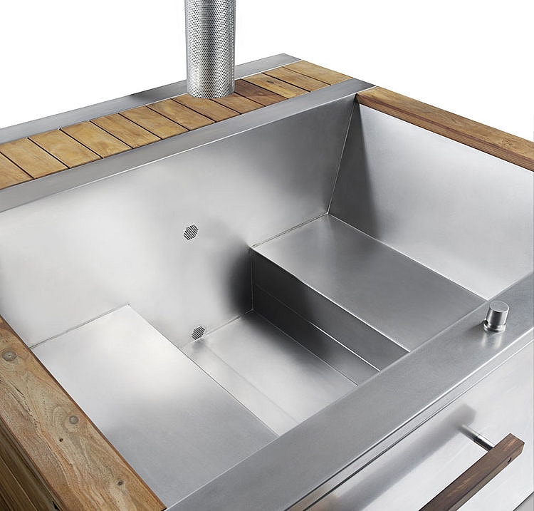 hot-tub-tubmarine-2