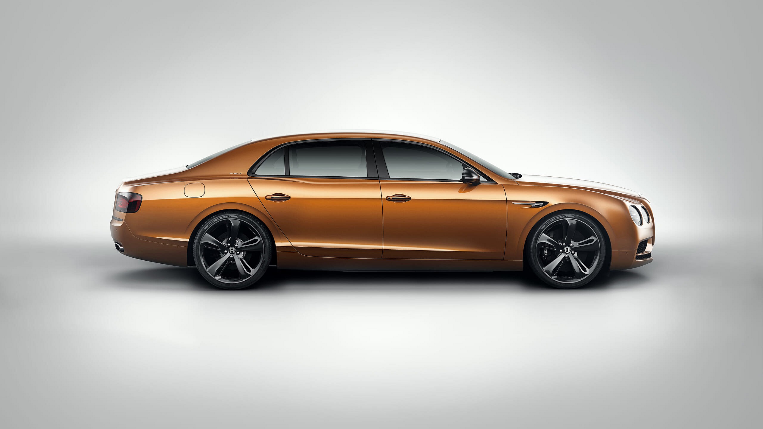 Bentley Flying Spur W12 S (1).jpg