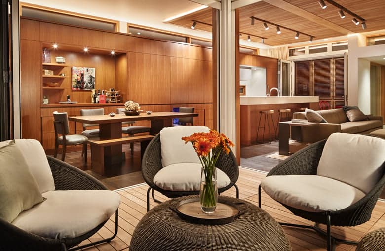 Vandeventer Carlander Seattle Floating Home - living room.jpg The open living room (Photo: Benjamin Benschneider Photography)