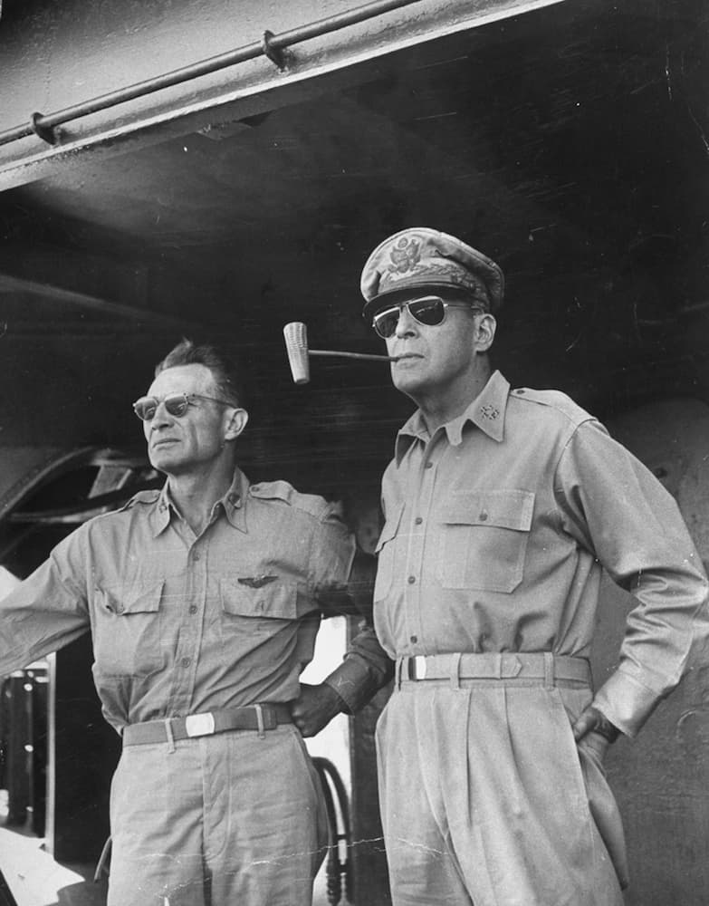 Aviator_General_MacArthur_1_Year_Global_PR_Rights
