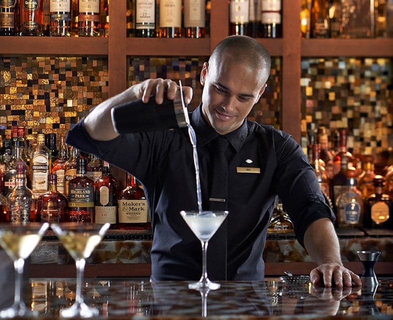 MO Bar Miami Bartender