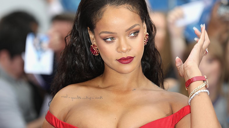 Rihanna Promo