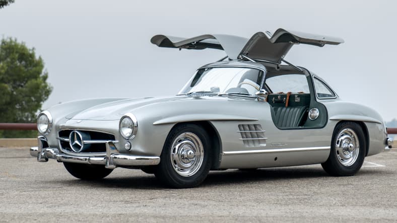 1057 Mercedes-Benz 300SL Gullwing Promo
