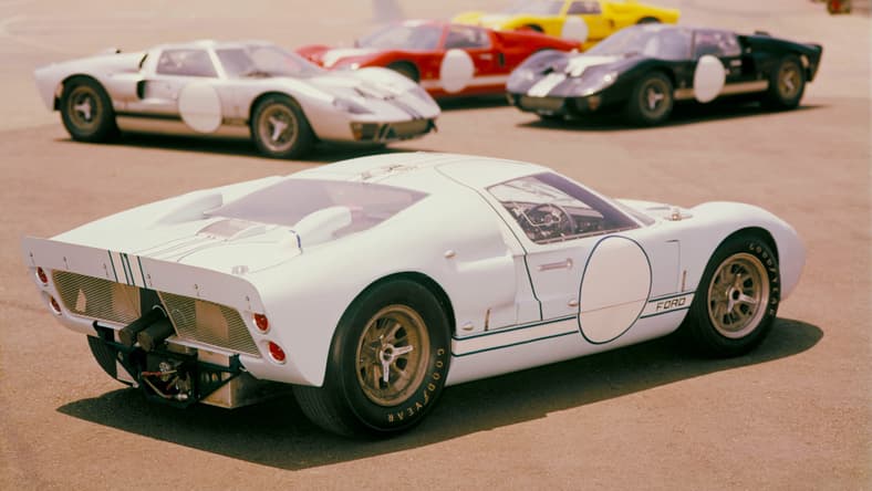 1966-Ford-GT-Mark-II-AR-2002-213709-121-22