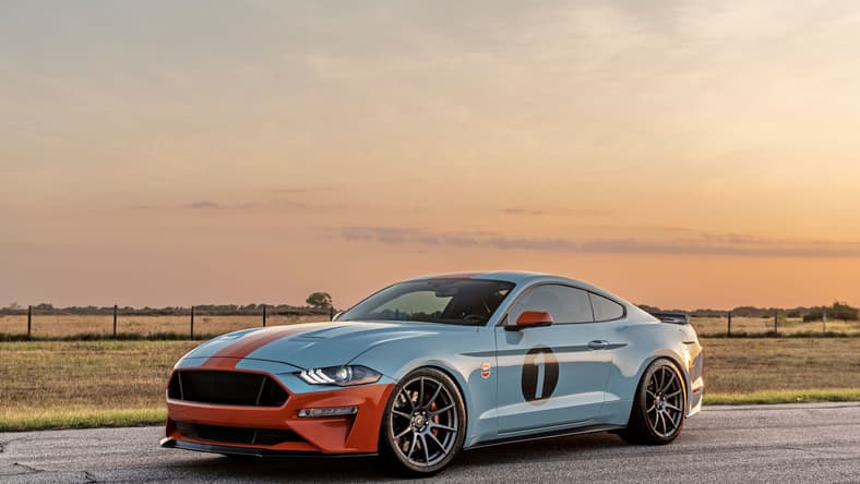 2019 Gulf Heritage Edition Mustang (2)