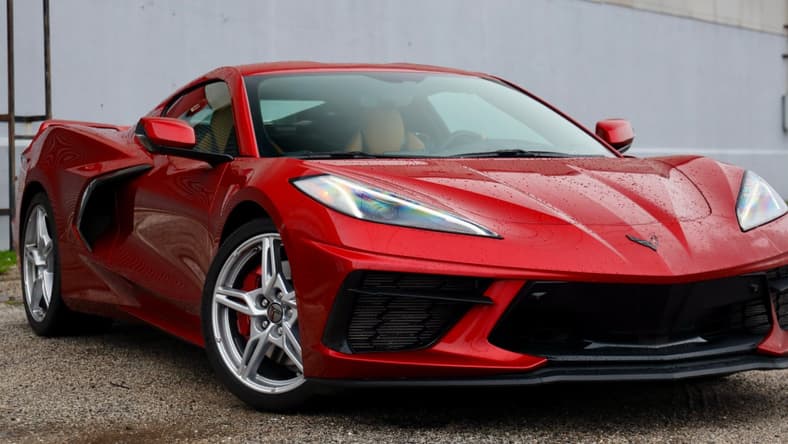 2021 corvette stingray first drive promo