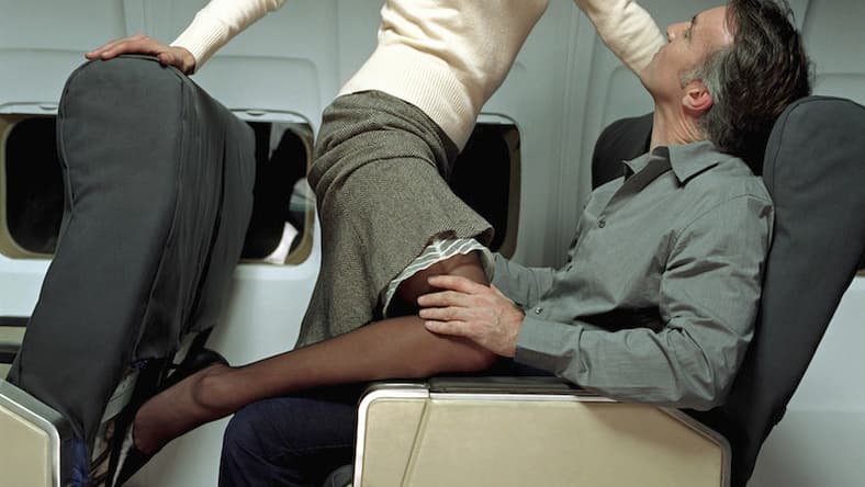 airplane-tinder-main.jpg