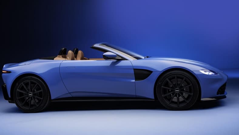Aston Martin Vantage Roadster  Promo