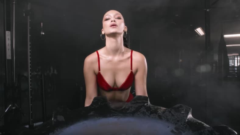 bella-hadid-love-2