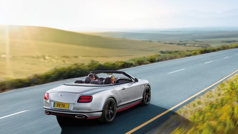 Bentley Continental GT Speed Black Edition (1).jpg