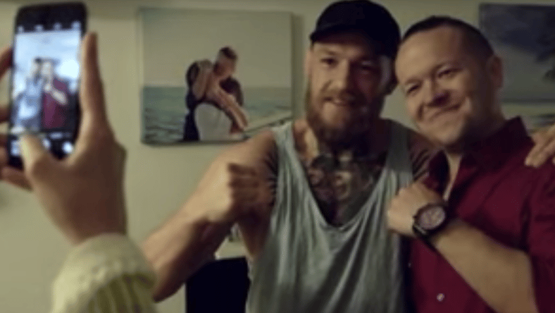 conor-mcgregor-fan.jpg