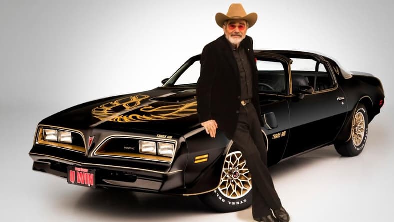 facebook-Linked_Image___BurtCar
