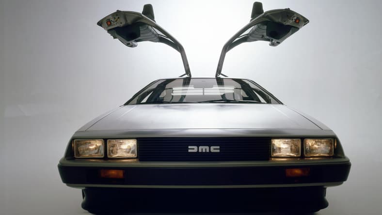 facebook-Linked_Image___DeLorean 07
