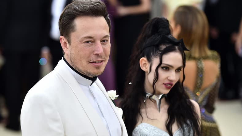 Elon Musk and girlfriend Grimes.