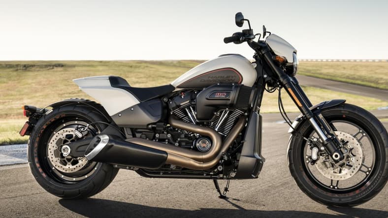 facebook-Linked_Image___Harley FXDRS copy