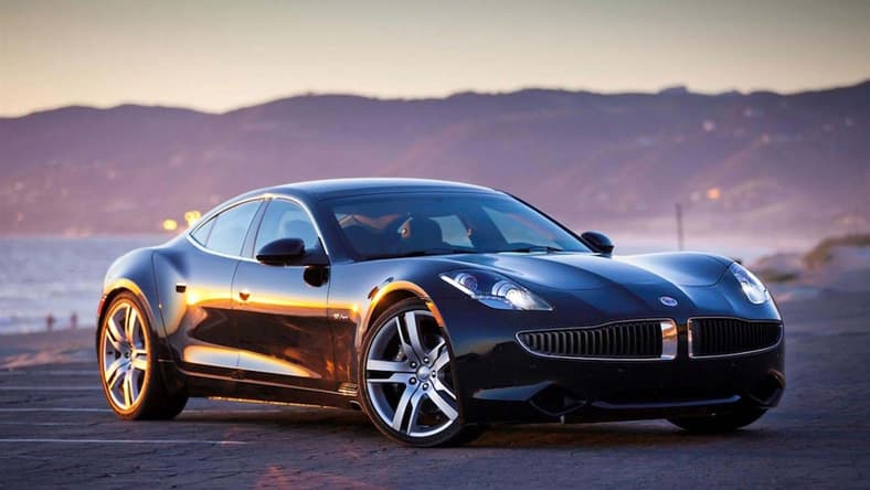 fisker-karma-black-front-right-low-beach.jpg