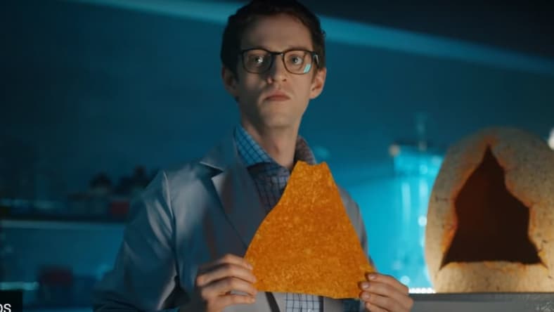 giant-dorito