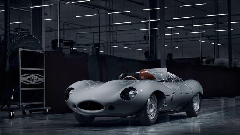 Jaguar_Classic_D-type_050218_02