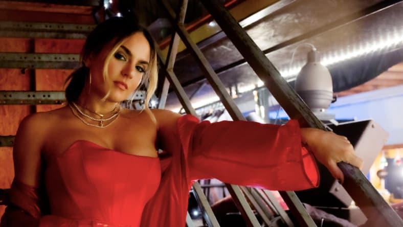 jojo-main-photo-promo
