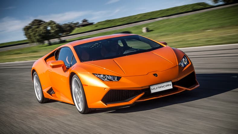Lamborghini Huracan LP610 4 front.jpg