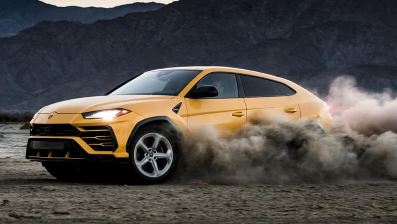 Lamborghini Urus Promo