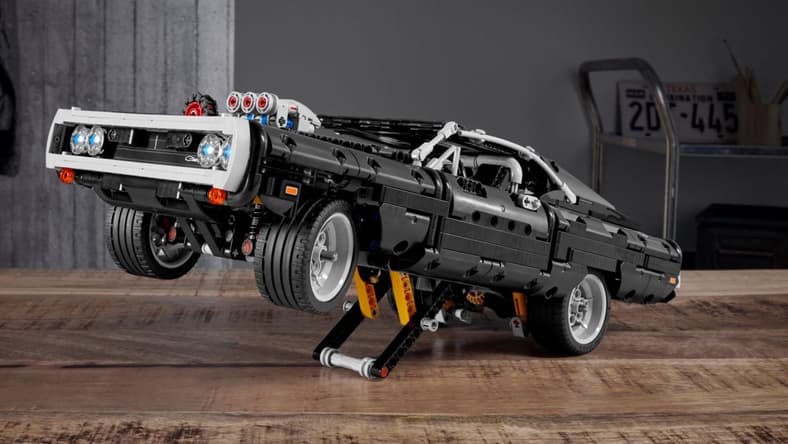 Lego Technic Dom's Dodge Charger Promo