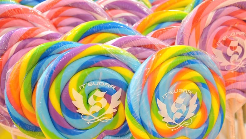 man-arrested-candy-main.jpg