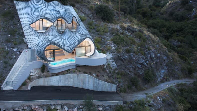 Mediterranean-Dragon-House-7.jpg