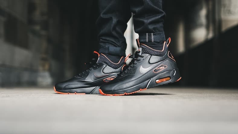 nike-halloween-1