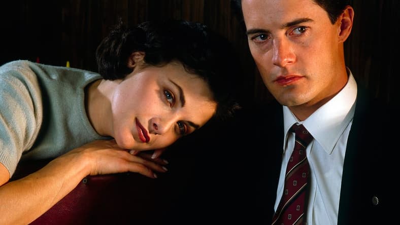 np011316_twinpeakscast_article.jpg