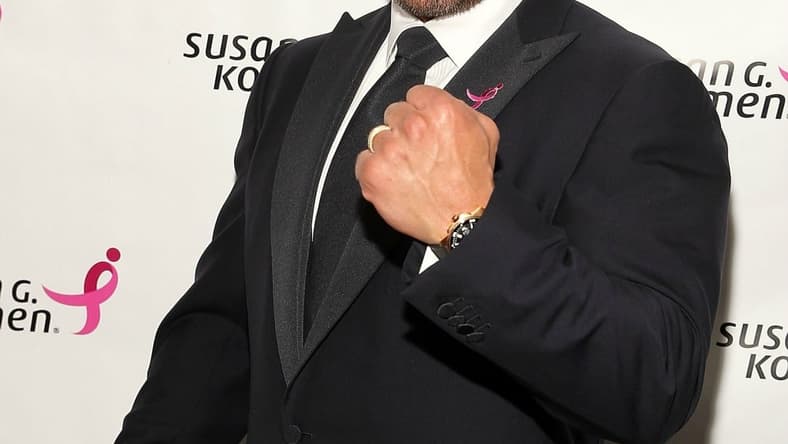 np_012516_tripleH.jpg