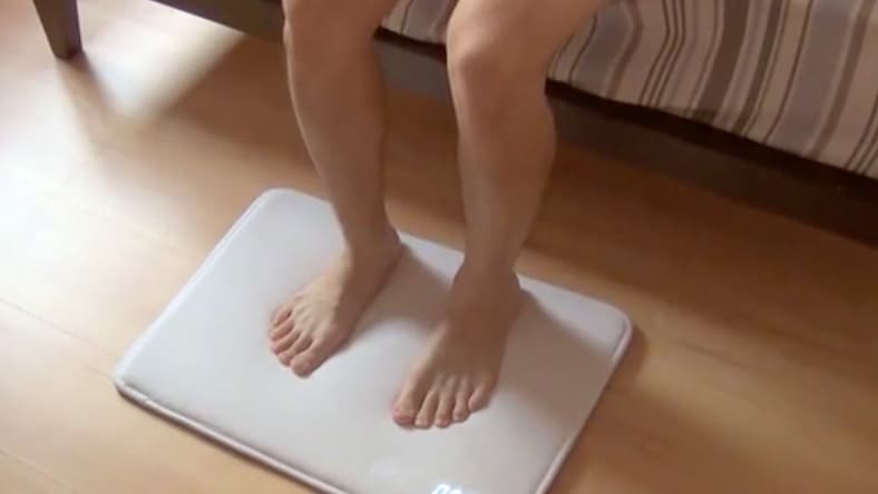 Ruggie pressure-sensitive alarm clock mat