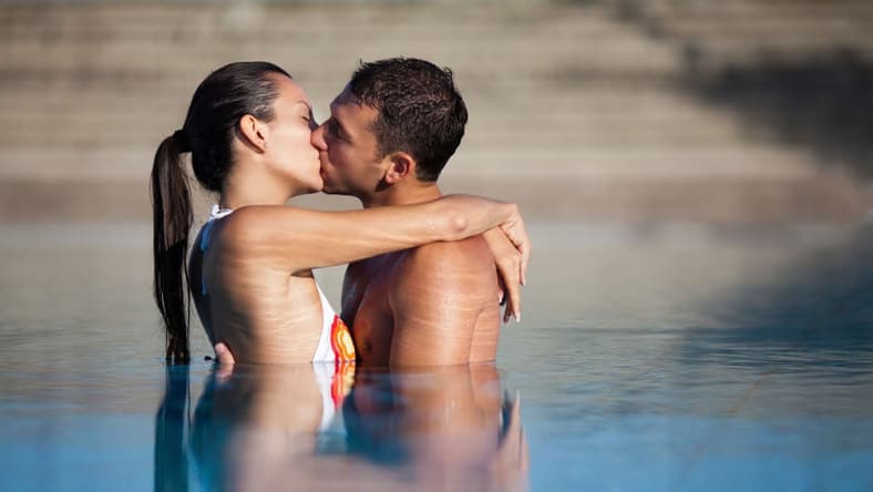 Sex while traveling