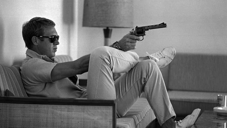 steve-mcqueen-palm-springs-a86c5e24e8670b32b20be8a74f6a1035-large-1111958.jpg