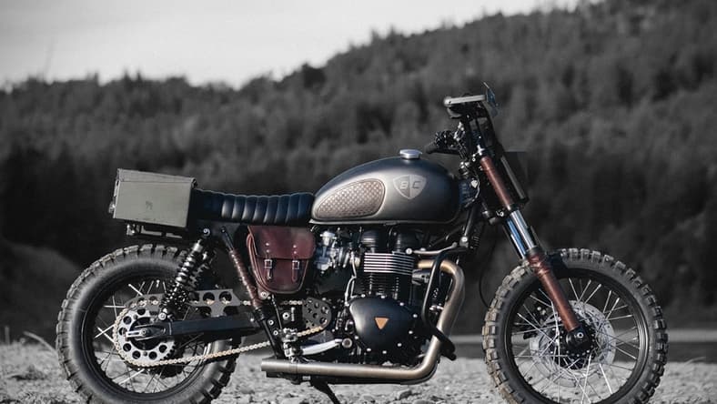 Triumph-Furiosa-by-British-Customs-00.jpg