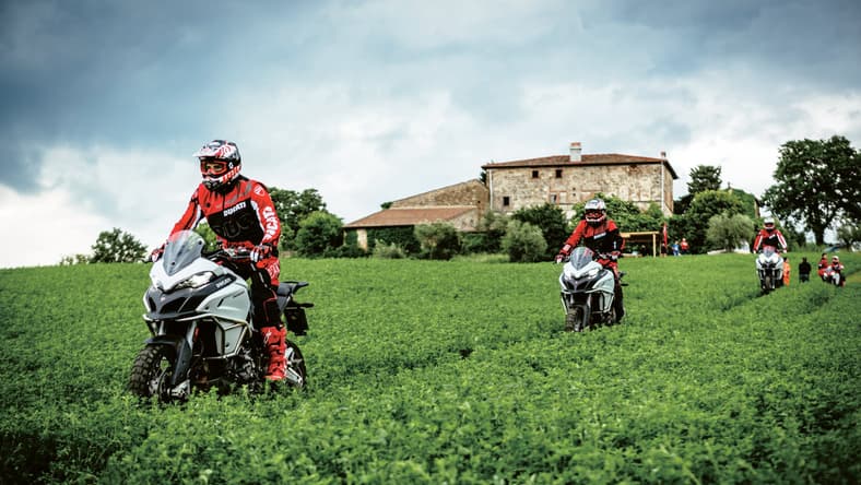 1016-Mx-DT_Ducati.01.jpeg