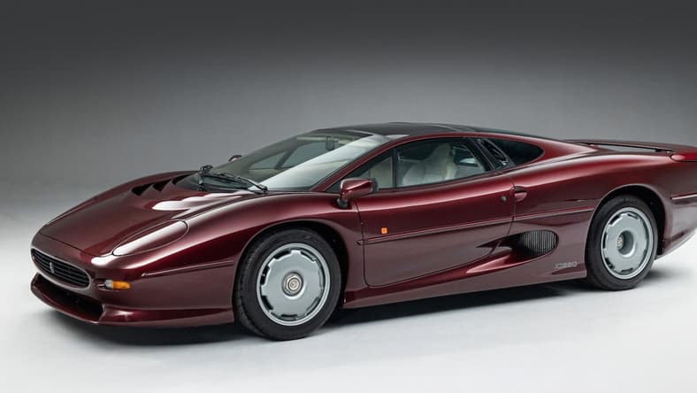 1993 Jaguar XJ220 Promo