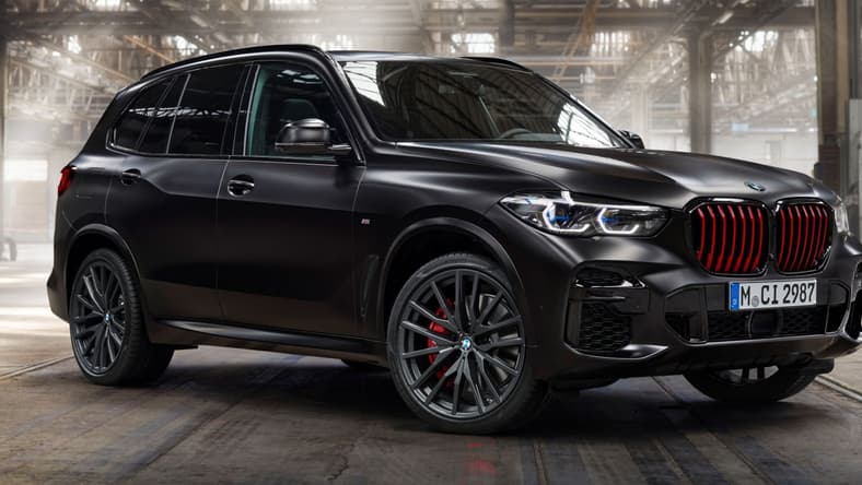 BMW Vermillion Black Promo