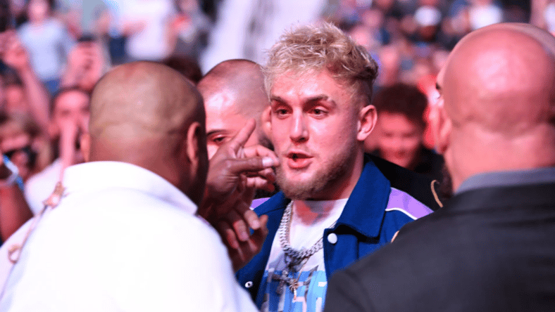 cormier-vs-paul-GettyImages-1314267492