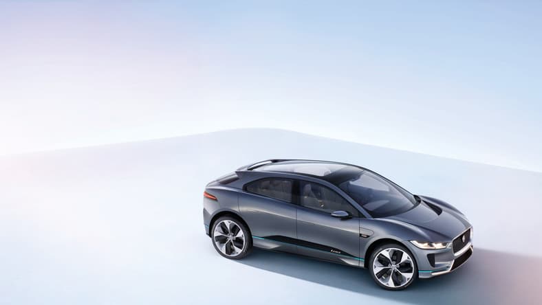 JAGUAR_I-PACE_CONCEPT_Studio_Exterior_06.jpg