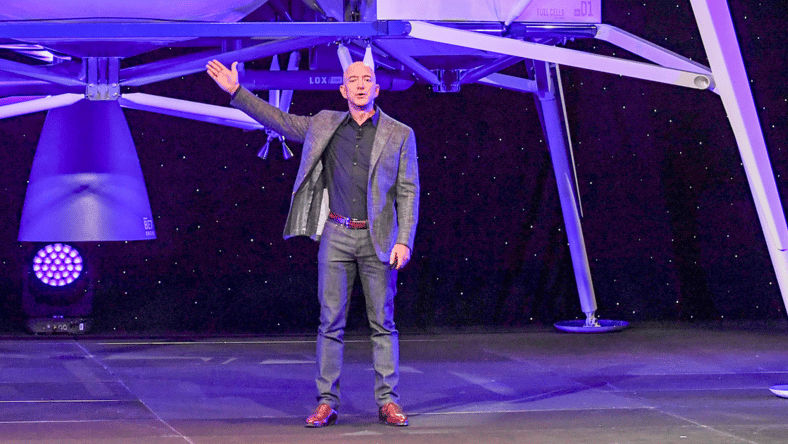 Jeff Bezos presenting Blue Origin and Blue Moon capsule.