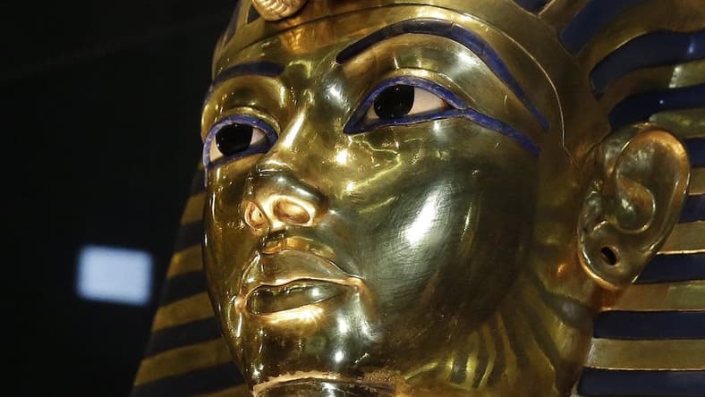 king-tut-dagger-4.jpg