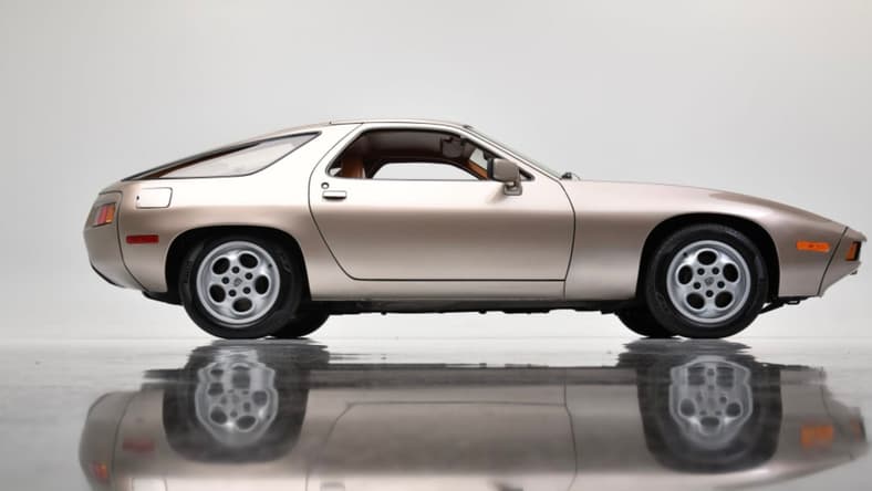 Risky Business Porsche 928 Promo