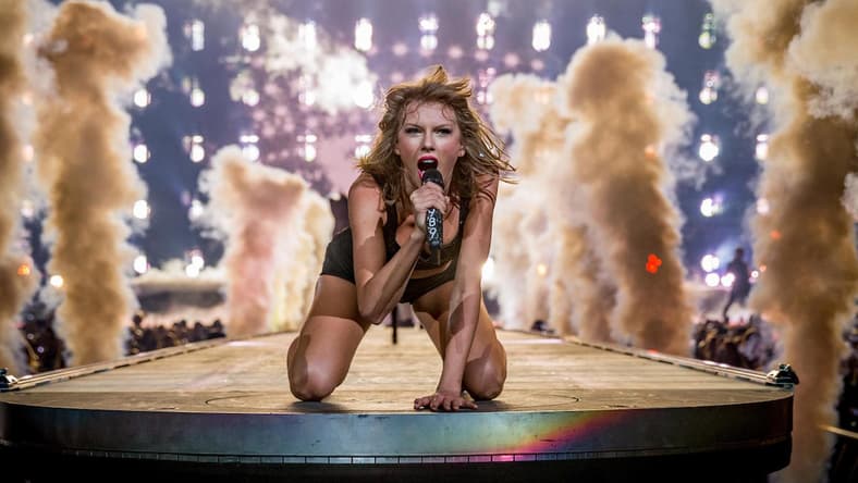 taylor-swift-rich-promo-new.jpg