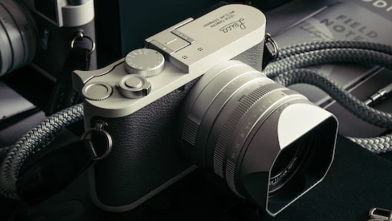 Leica x Hodinkee Q2 Ghost