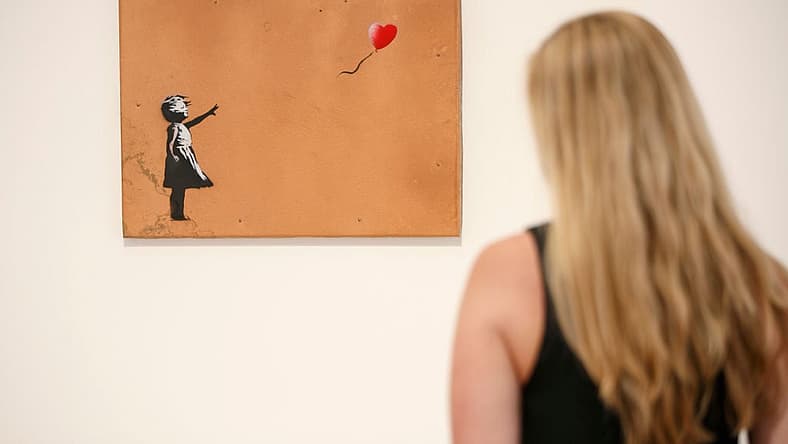 banksy-girl-balloon-GettyImages-996642378