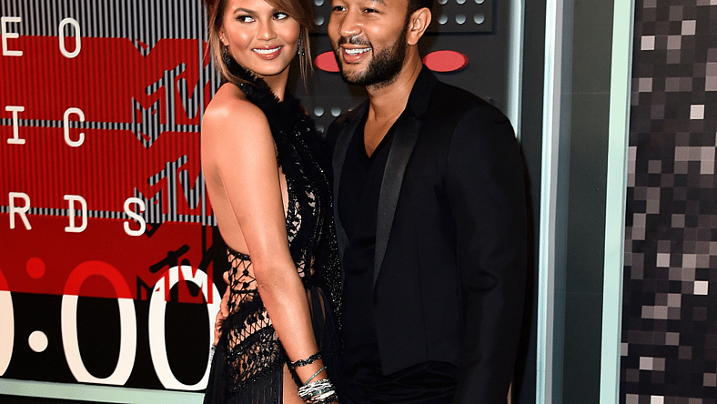 chrissy tiegen john legend